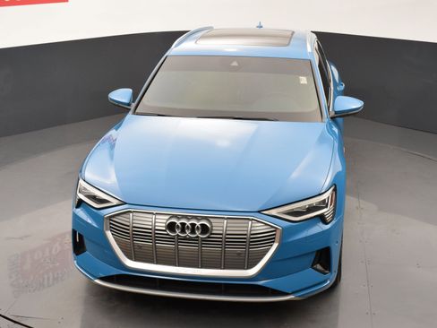 Used 2019 Audi e-tron Premium Plus AWD/4WD image 40