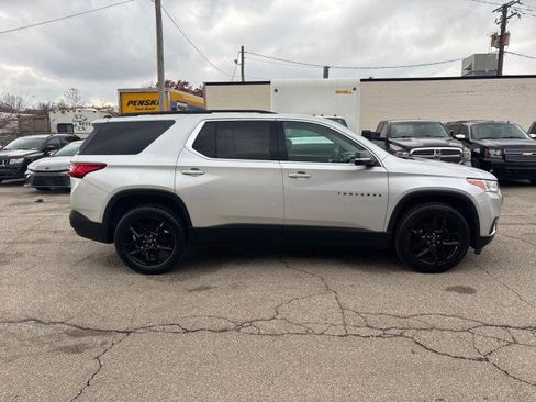 Used 2019 Chevrolet Traverse LT image 4