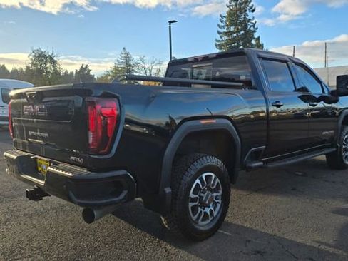 Used 2021 GMC Sierra 2500 AT4 w/ AT4 Preferred Package image 4