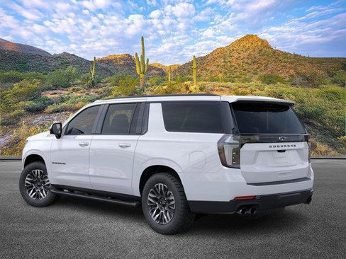 New 2026 Chevrolet Suburban Z71 image 4