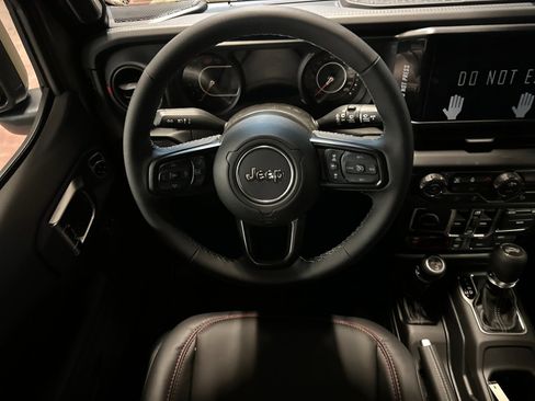 New 2026 Jeep Wrangler Unlimited Rubicon image 13