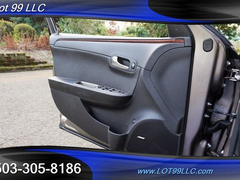 Used 2012 Chevrolet Malibu LTZ FWD image 20