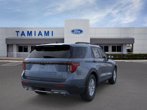 New 2026 Ford Explorer Active w/ Active Comfort Package RWD image 8