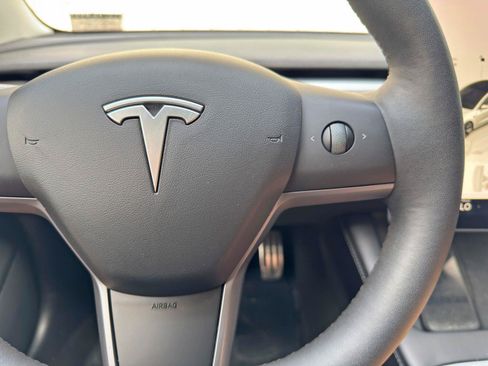 Used 2022 Tesla Model 3 Long Range AWD/4WD image 19
