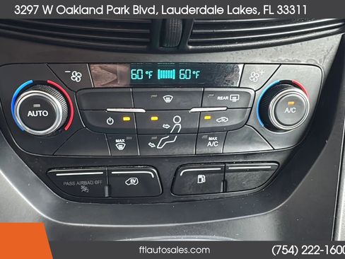 Used 2017 Ford C-MAX Energi SE FWD image 48