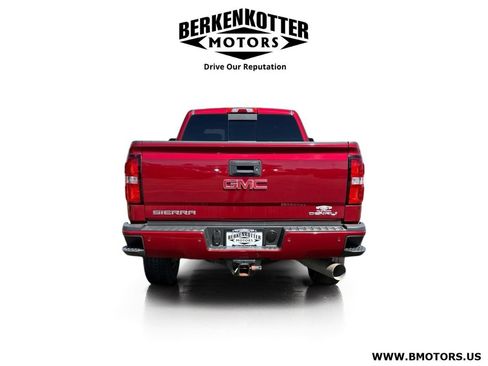 Used 2019 GMC Sierra 3500 Denali w/ Duramax Plus Package AWD/4WD image 4