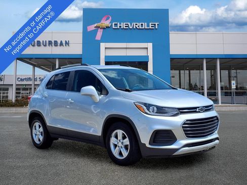 Used 2018 Chevrolet Trax LT FWD image 3