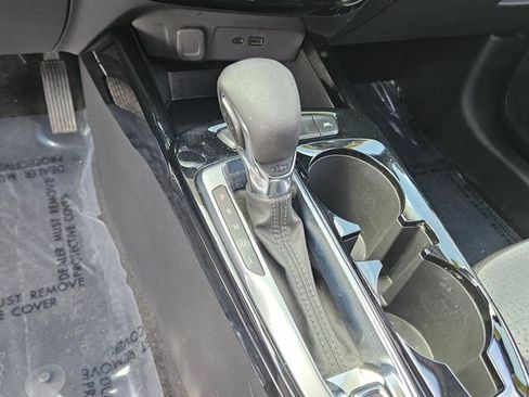 Used 2024 Chevrolet Trax LT w/ Driver Confidence Package image 30