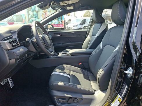 Used 2026 Toyota Camry SE FWD image 15