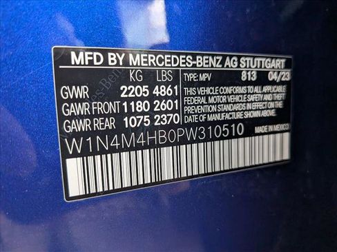 Used 2023 Mercedes-Benz GLB 250 4MATIC image 27