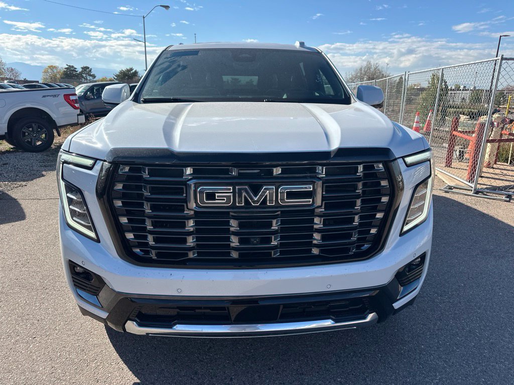Used 2026 GMC Yukon XL Denali Ultimate AWD/4WD image 2