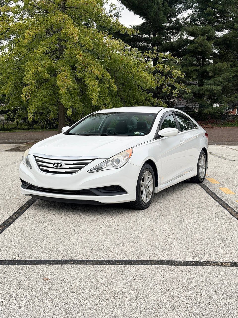 Used 2014 Hyundai Sonata GLS FWD image 3