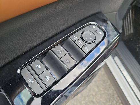 New 2026 Nissan Pathfinder Platinum AWD/4WD image 18