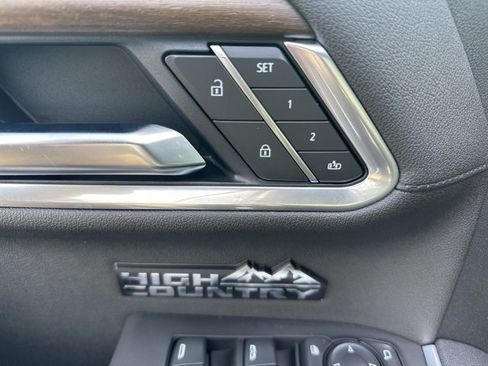New 2025 Chevrolet Silverado 1500 High Country image 8