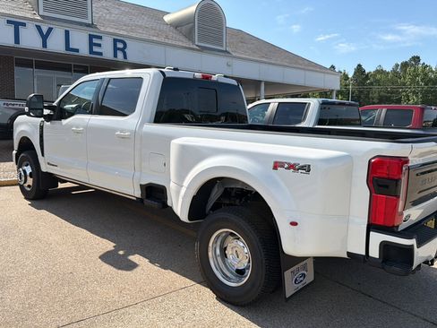 New 2026 Ford F350 Platinum AWD/4WD image 6
