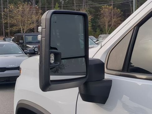 Used 2024 Chevrolet Silverado 2500 Custom w/ Custom Value Package image 14