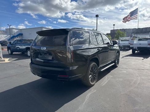 Used 2025 Cadillac Escalade Sport w/ LPO, ONYX Package image 2