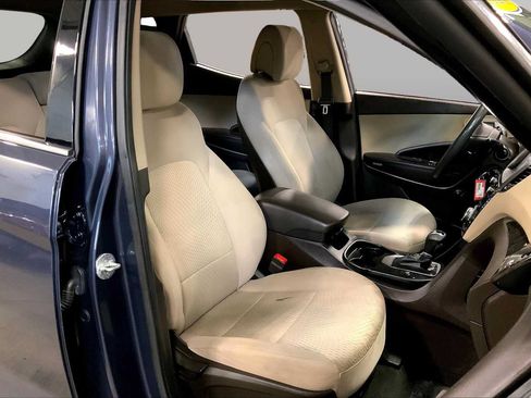 Used 2017 Hyundai Santa Fe Sport AWD/4WD image 8