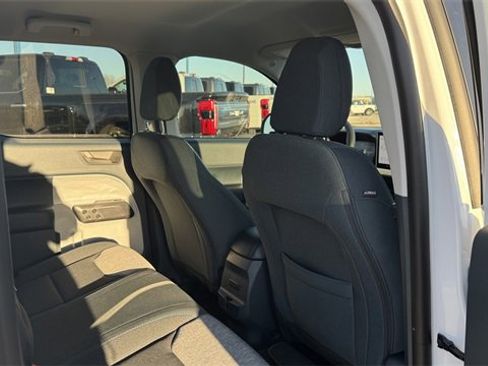 Certified 2025 Ford Maverick XLT image 13