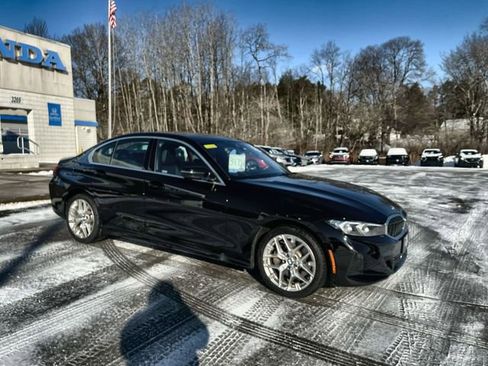 Used 2025 BMW 330i xDrive Sedan image 11