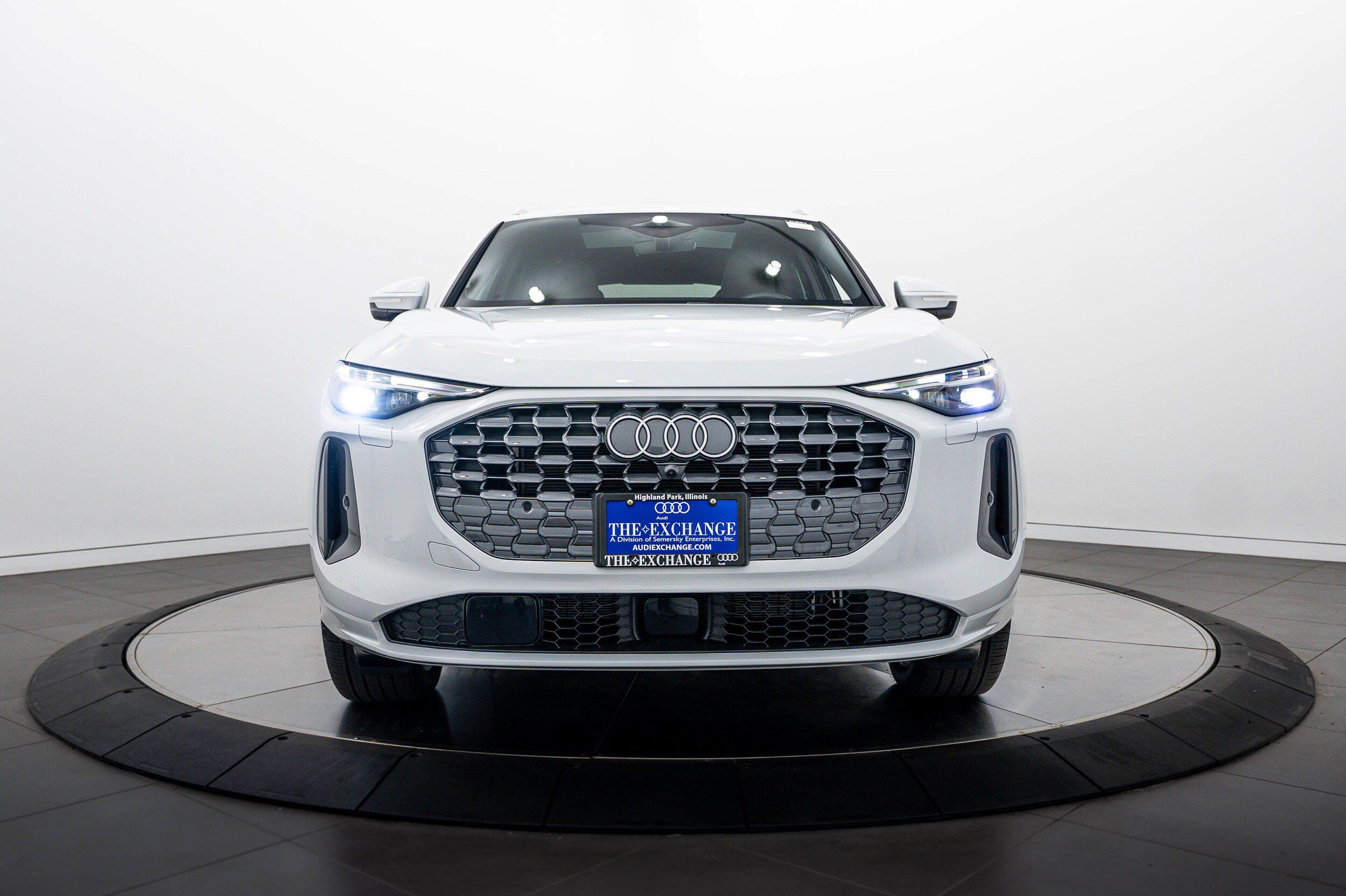 Used 2025 Audi Q5 Premium Plus AWD/4WD image 23