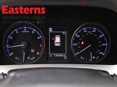 Used 2018 Toyota RAV4 LE w/ All Weather Liner Package FWD image 17