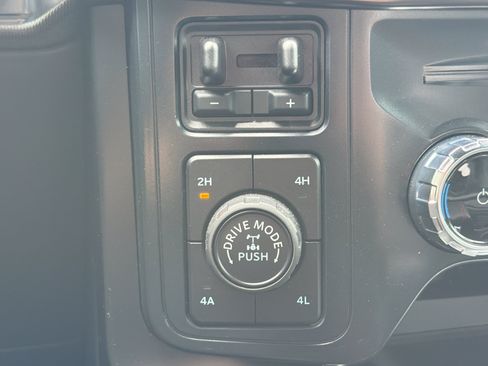 Used 2025 Ford F150 Raptor AWD/4WD image 29