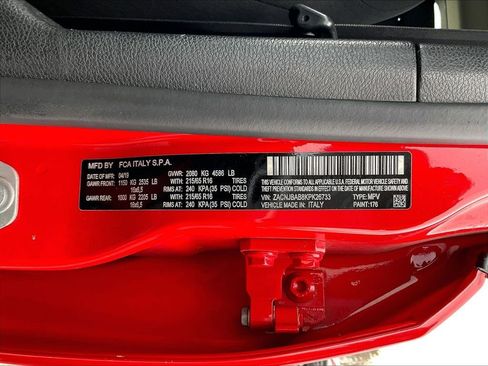 Used 2019 Jeep Renegade Sport image 30