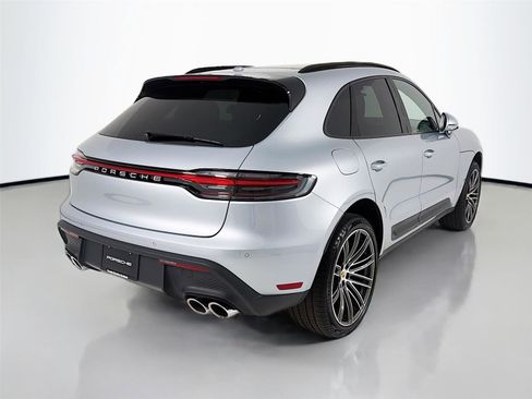 Used 2026 Porsche Macan AWD/4WD image 27