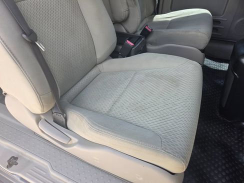 Used 2010 Honda Element EX image 31