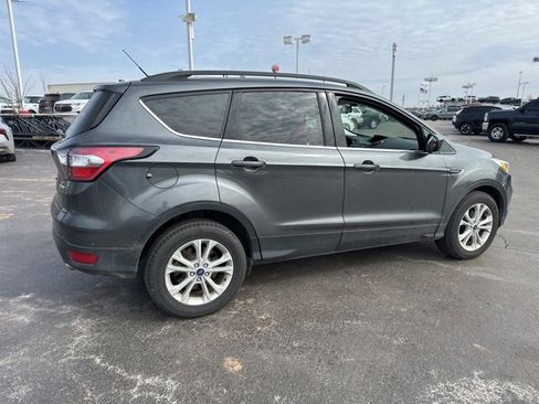 Used 2018 Ford Escape SE image 13