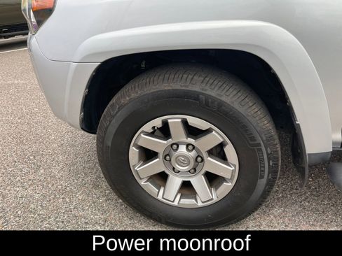 Used 2016 Toyota 4Runner Trail Premium AWD/4WD image 10