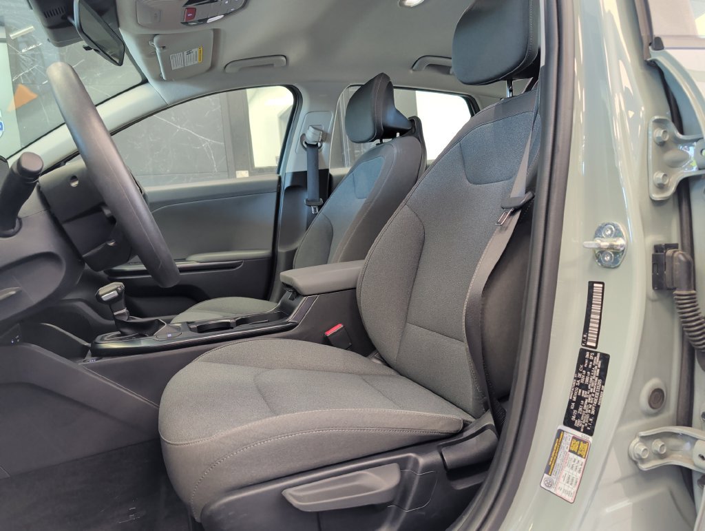 Used 2025 Kia K4 FWD image 10