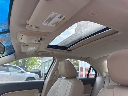 Used 2010 Ford Fusion SEL FWD image 9