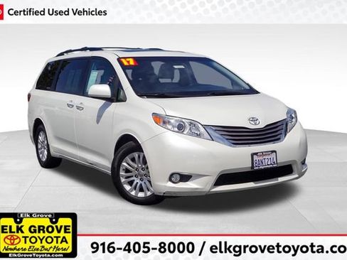 Certified 2017 Toyota Sienna XLE Premium FWD image 1