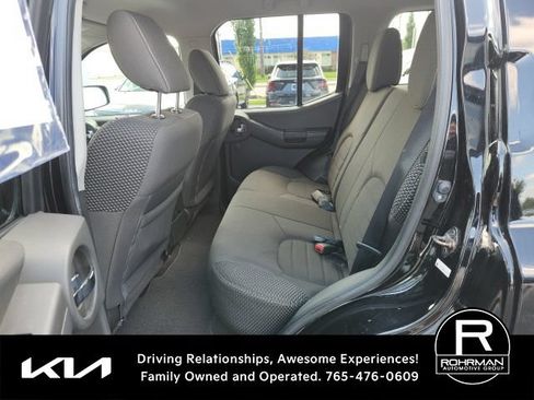 Used 2015 Nissan Xterra PRO-4X w/ Nevada Tow Package AWD/4WD image 9
