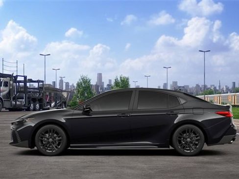 New 2026 Toyota Camry SE image 5
