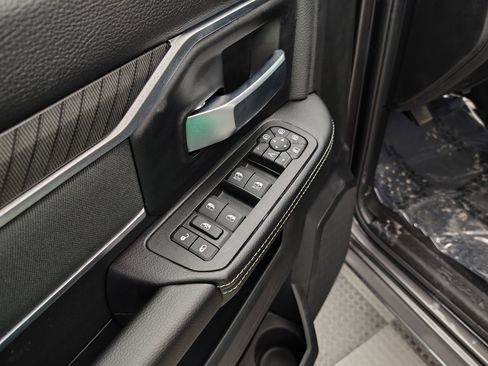 New 2026 RAM 2500 Big Horn AWD/4WD image 18