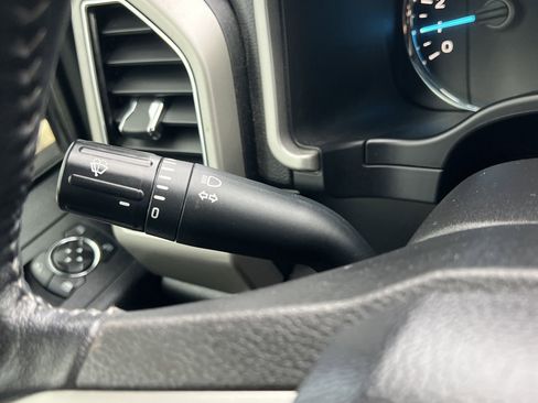 Used 2020 Ford F150 Lariat image 15