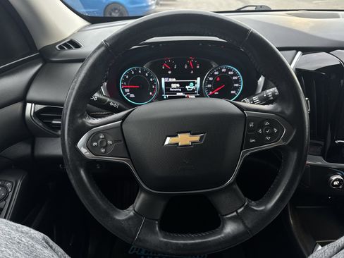 Used 2019 Chevrolet Traverse LT w/ LT Premium Package image 18