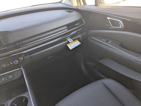 New 2026 Kia Carnival SX Prestige image 21