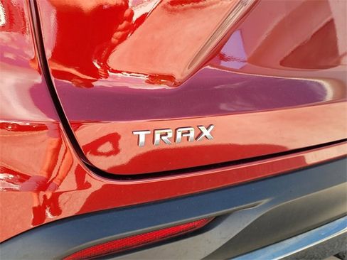 Certified 2024 Chevrolet Trax ACTIV w/ Driver Confidence Package image 11