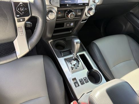 Used 2022 Toyota 4Runner SR5 Premium w/ Moonroof Package image 9