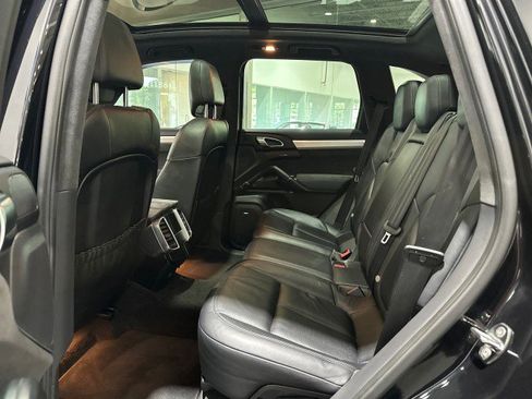 Used 2014 Porsche Cayenne GTS AWD/4WD image 42