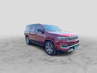 Used 2023 Jeep Grand Wagoneer Series III AWD/4WD video 2