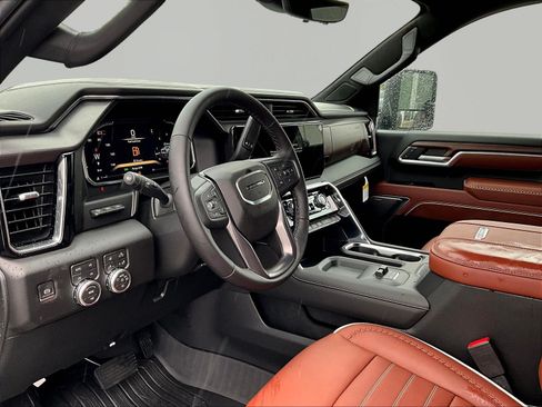 New 2026 GMC Sierra 3500 Denali Ultimate w/ LPO, Black Badging Package AWD/4WD image 16