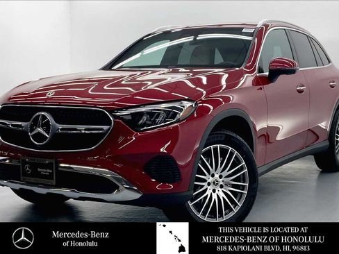 Used 2026 Mercedes-Benz GLC 300 image 1