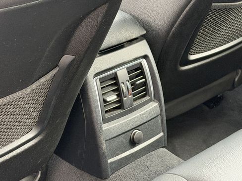 Used 2018 BMW 330i Sedan w/ Convenience Package image 27