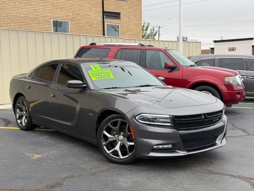Used 2015 Dodge Charger R/T w/ Plus Group RWD image 53