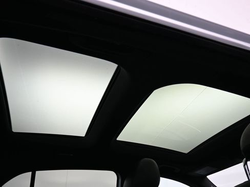 Used 2019 Mercedes-Benz GLA 250 4MATIC image 46